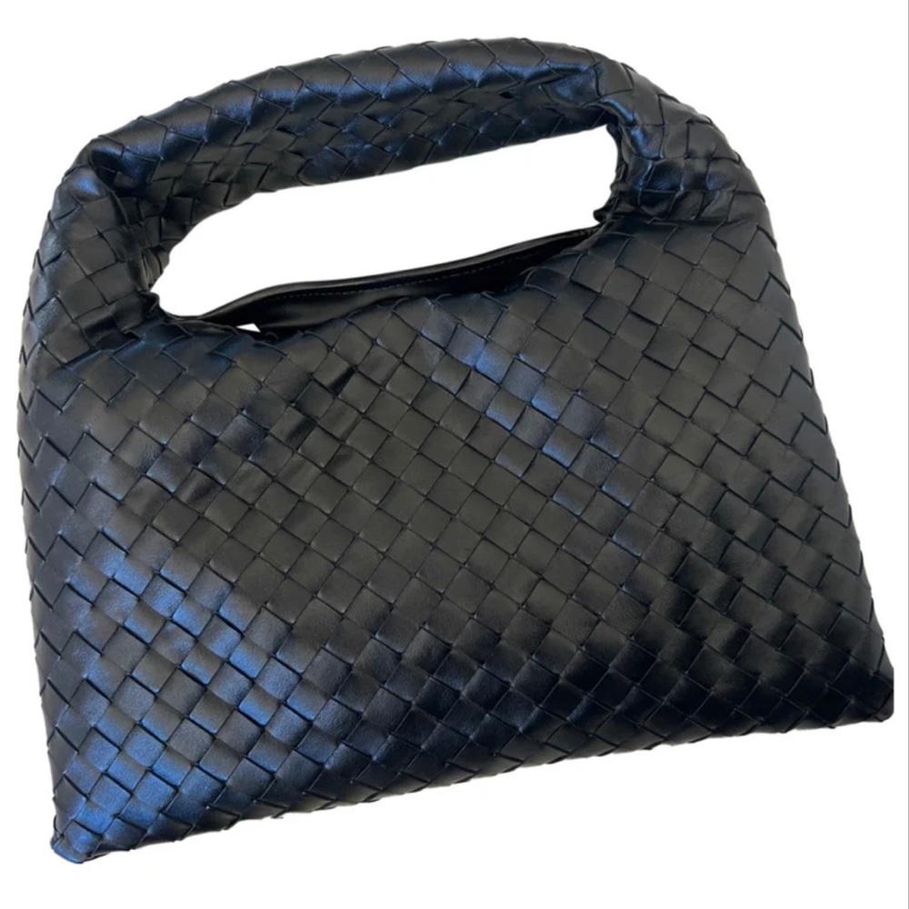 Bottega veneta small hop bag